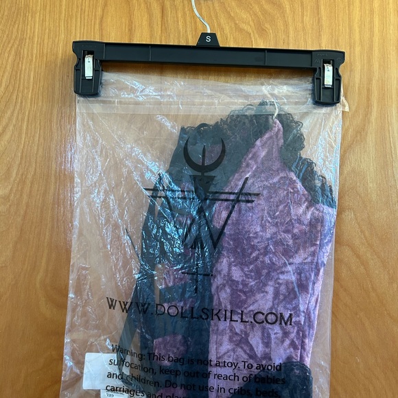 Dolls Kill Widow Mauve Velvet Corset Top - Picture 7 of 7